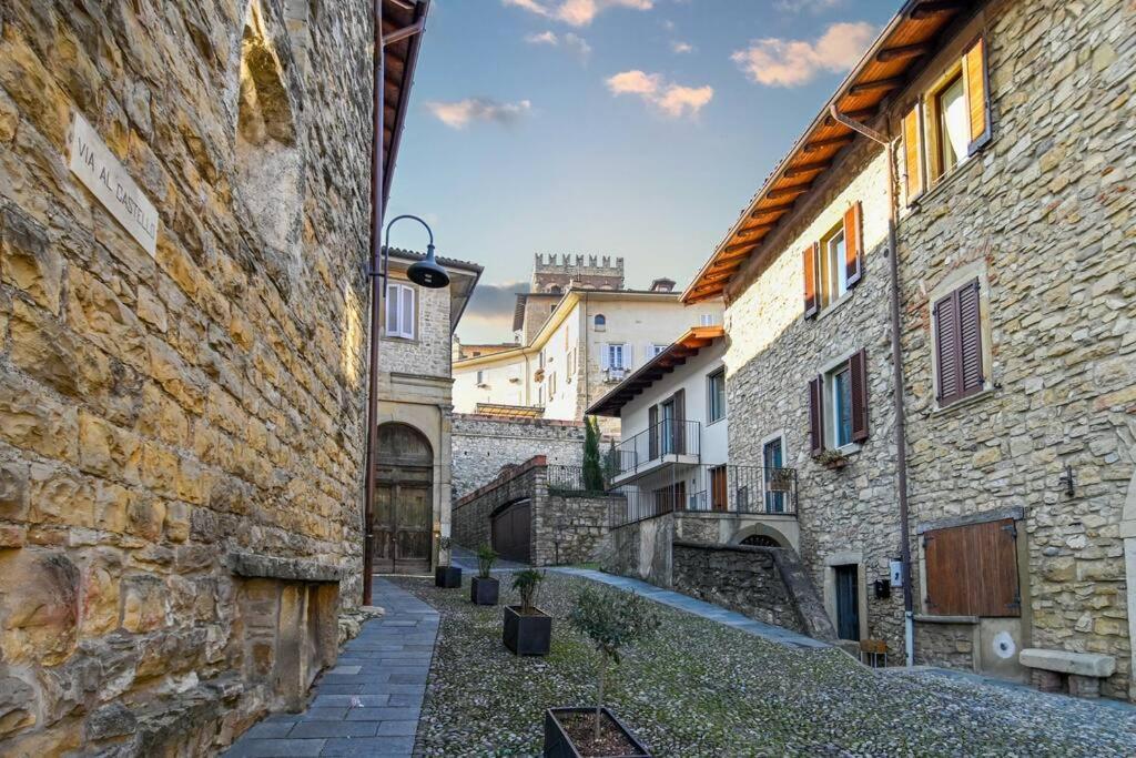 Happy House Apartment Costa di Mezzate Bagian luar foto
